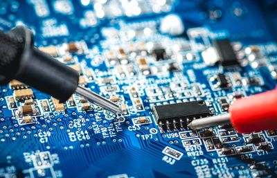 高职院校专业上新 修高铁、管陵墓、滑雪场管理与集成电路设计